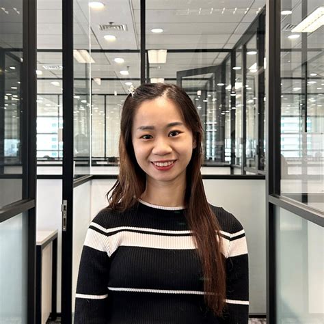 Jia Yi Lim .